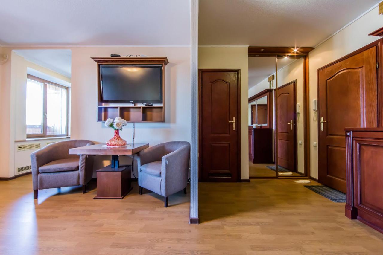 Two-Room Apartments On Maidan Nezavisimosti เคียฟ ภายนอก รูปภาพ